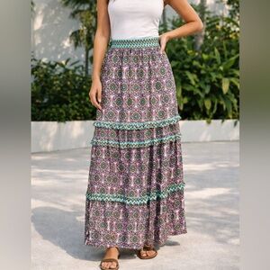 Nicole Miller Collection Silk Blend Maxi Skirt Pink Medallion Print Medium